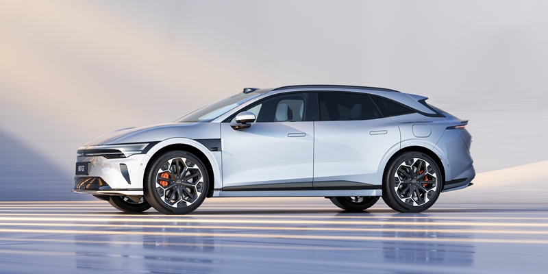 煥新極氪007GT預計價格上調，受缺芯影響新能源車市或迎漲價潮